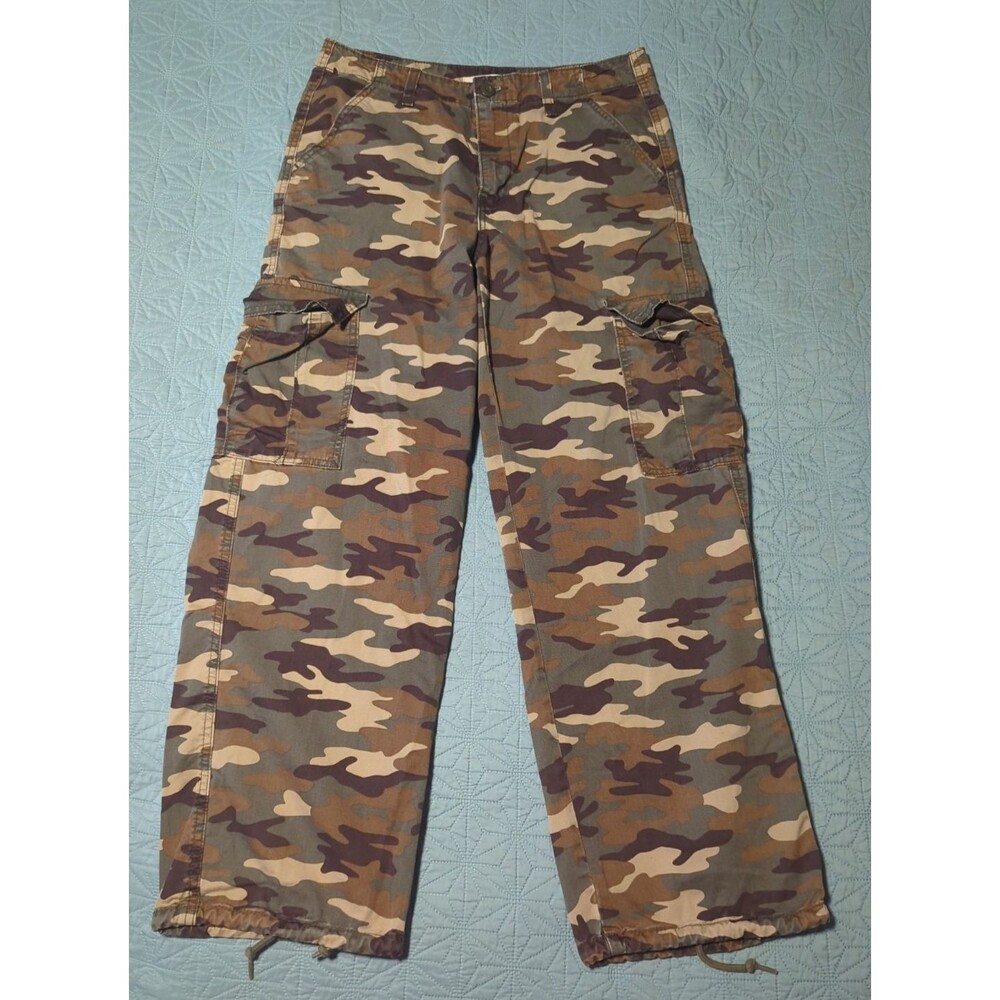 Levi's '94 Baggy Cargo Pants Womens 28 Green Camo Jogger Drawstring Cuffed Hem - Picture 5 of 13